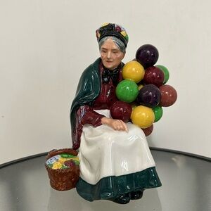 Royal Daulton “The Old Balloon Seller”